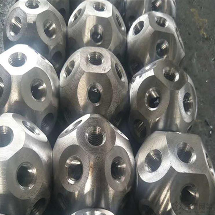 汾阳螺栓球网架加工安装方法